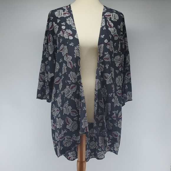 LulaRoe Floral Cardigan - Picture 1 of 11